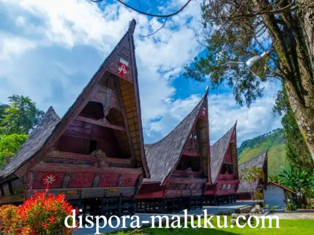 6 Destinasi Wisata di Kabupaten Tapanuli Utara Wajib Kunjungi